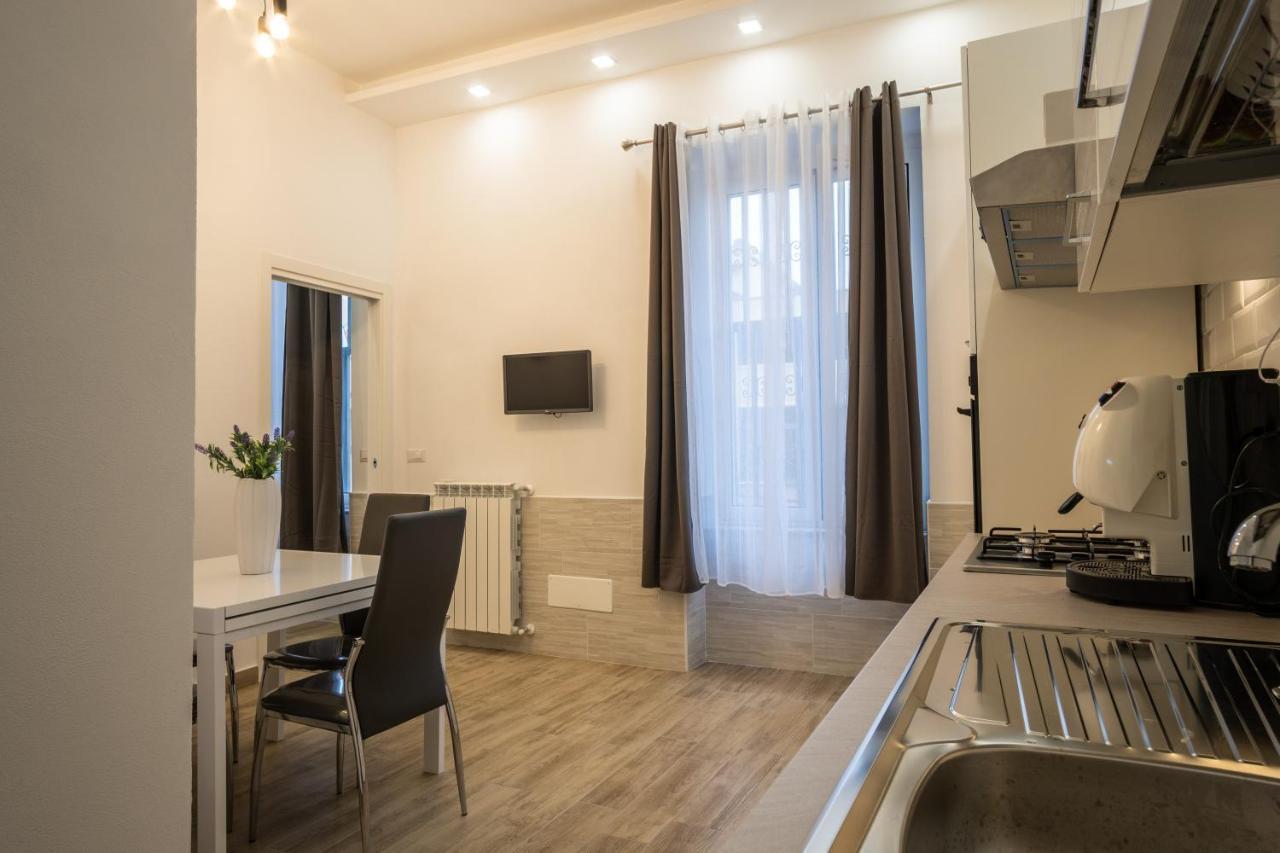Ilioneo Apartments Naples Luaran gambar