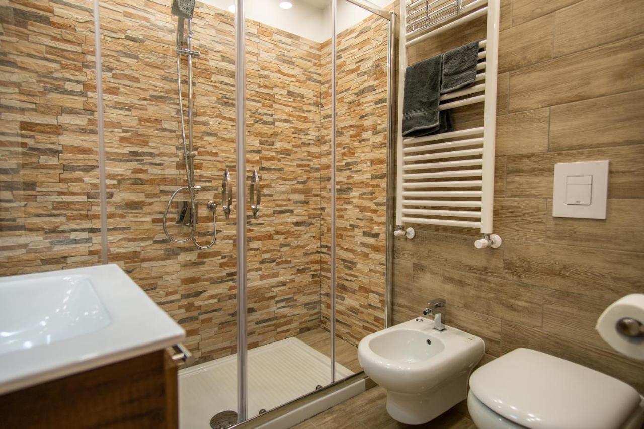 Ilioneo Apartments Naples Luaran gambar